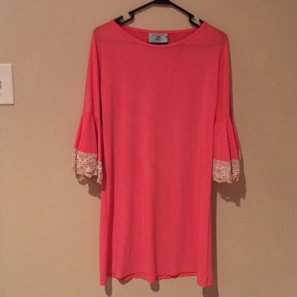 Judith March bell sleeved dress