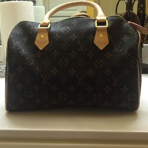 Louis Vuitton Speedy