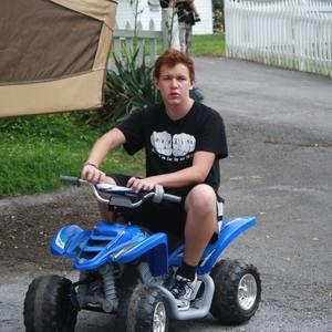 Meet your Posher, Tonia