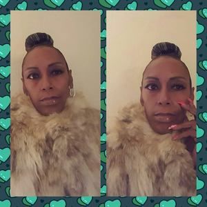 Meet your Posher, Robin