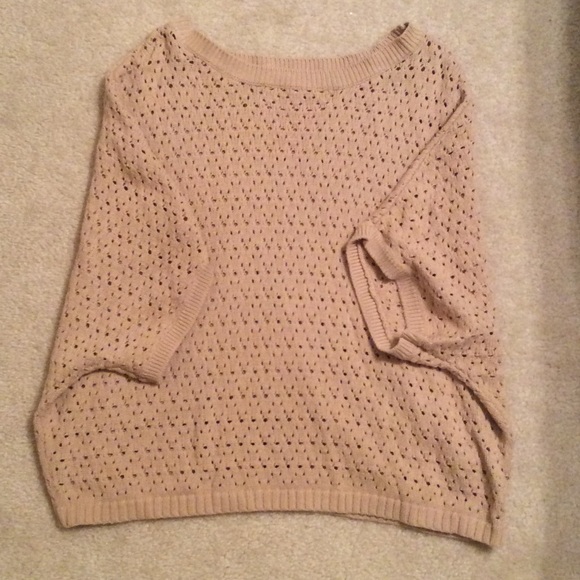 Cute tan slouched sweater, size small