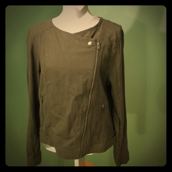GAP Jackets & Blazers - Green Linen Jacket 💚💚💚💚💚💚💚💚💚💚💚💚💚💚