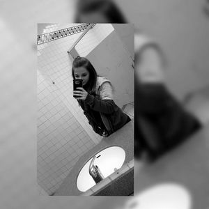 Meet your Posher, Alora