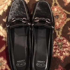 Circa by Joan & David Flat Mules