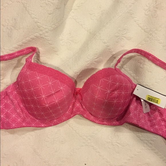 Sophie B. Bra