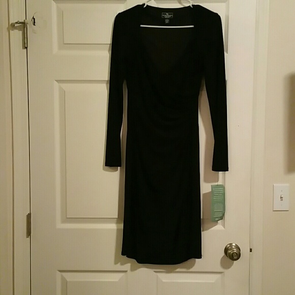 Dress - Picture 1 of 2