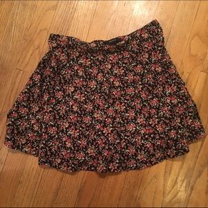 Patterned skirt