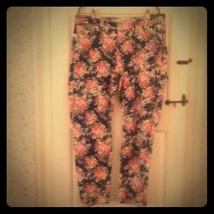 Seven7 NWT Floral Skinny Jeans 16🌸🌹🌺
