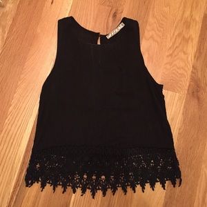Black tank crop top