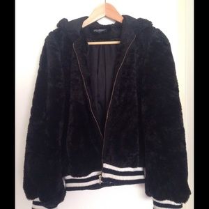Betsey Johnson fluffy jacket huge hoodie size 4