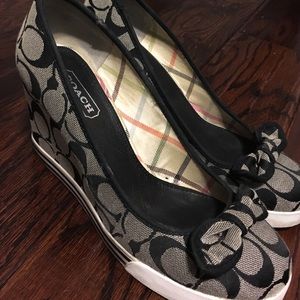 Coach Wedges