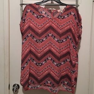 Pink Republic zip back blouse size XL.