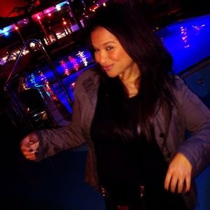 Meet your Posher, Francis