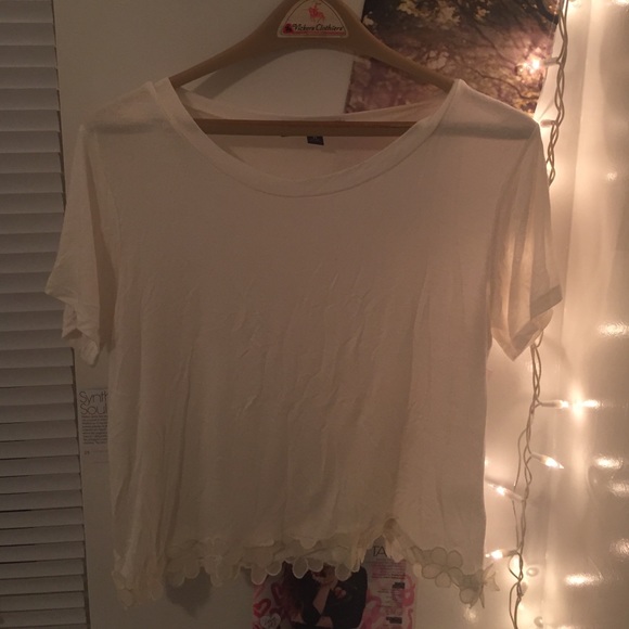 White Cropped Short with Flower Border