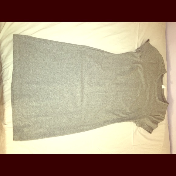 For those basic days!  Body hug T-shirt dress 💙