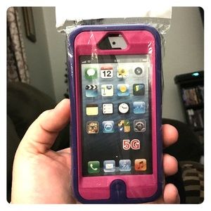 case for iPhone 5/5s. brand new still in plastic.