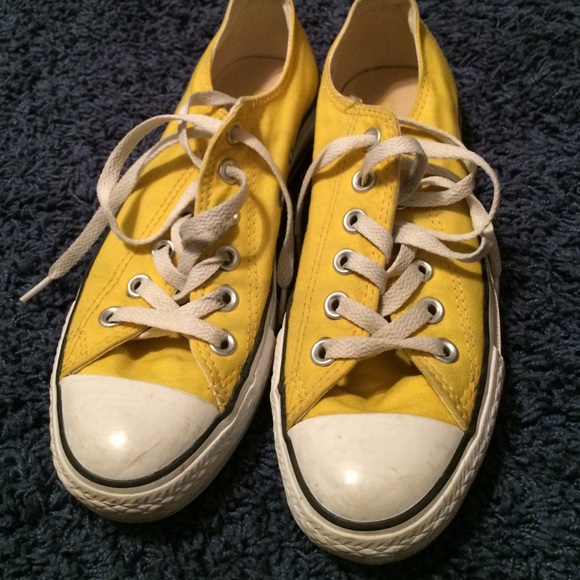Yellow Converse Sneakers Wo. Size 7