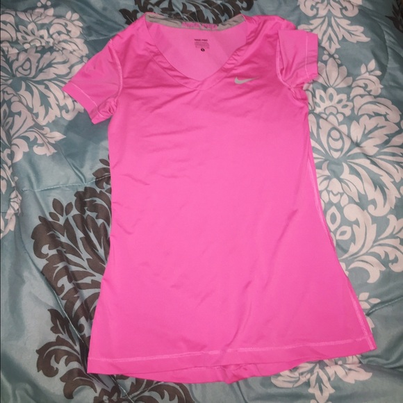 pink nike dri fit shirt!