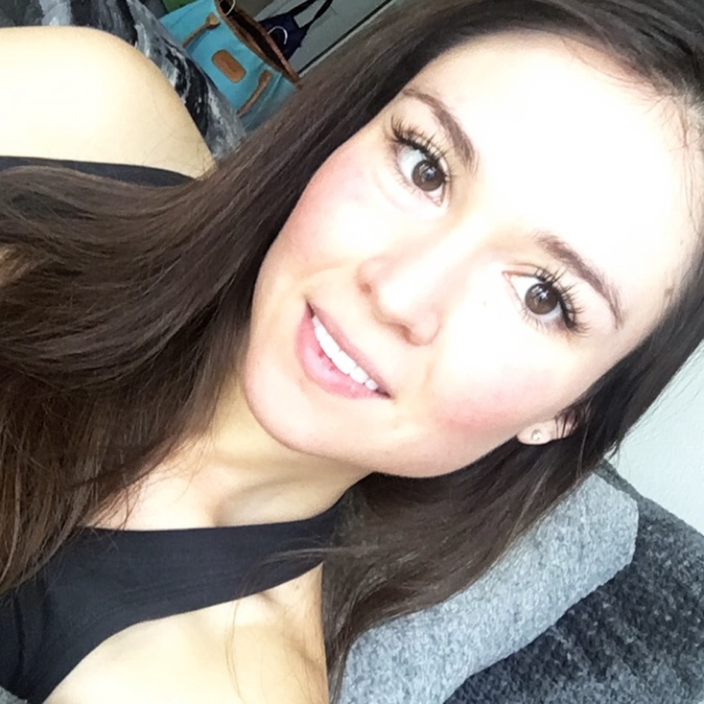 Meet your Posher, Andrea