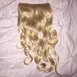 Brand new blonde extensions