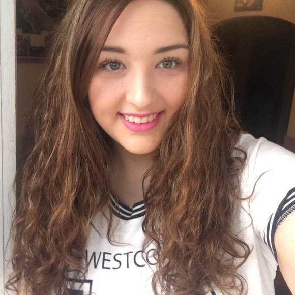 Meet your Posher, Casey - Picture 1 of 1