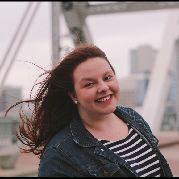 Meet your Posher, Kristin - Picture 1 of 1