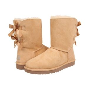 Bailey Bow UGG boots!