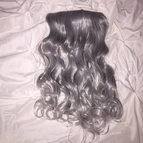 Stunning gray/silver extensions!