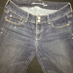 AEO Artist Bootcut Jeans. Size 10L.