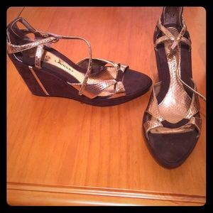 Gold & chocolate suede wedges