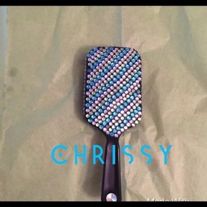 Bling brush
