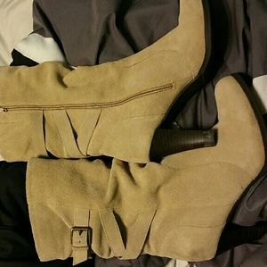 Women's tan boots