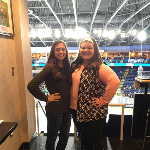 Meet Your Seller💕 - Picture 2 of 4