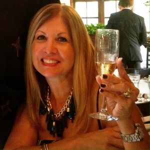 Meet your Posher, Betsy