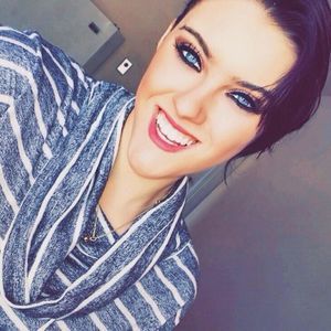 Meet your Posher, Cassidy renee