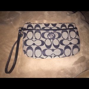Coach Wristlet Black/Gray Barely Used