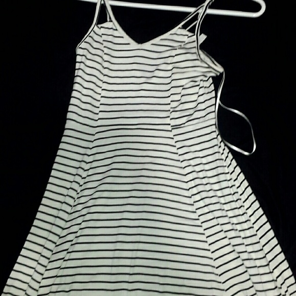 Stripped dress - Picture 1 of 2