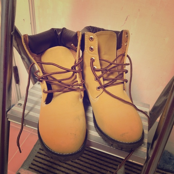 Women boots