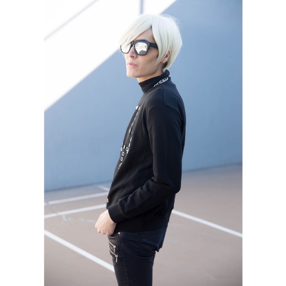 Forever 21 Sweaters - ⬛️F21 Large Cross Front Black Sweater Small Gothic Forever 21 Sweaters - ⬛️F21 Large Cross Front Black Sweater Small Gothic