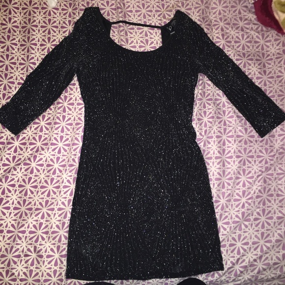 Beautiful sparkly dress - Picture 1 of 4