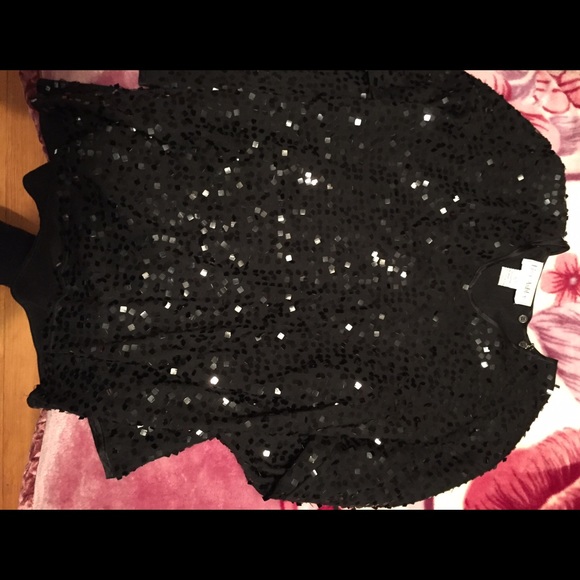 Sequins Top - Picture 2 of 3