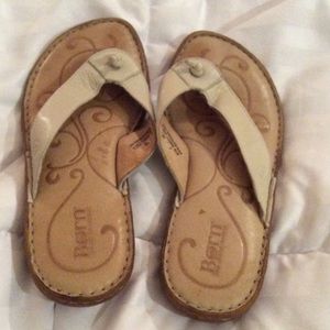 Off white flip flop style leather sandals