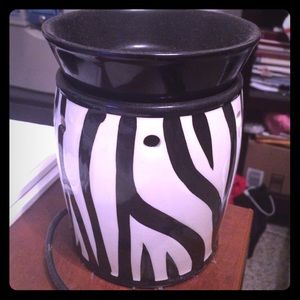 Scentsy warmer!!