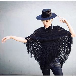 Rue21 Sweaters - 🎉HP🎉🆕 w/tags Fringe Net Poncho Wrap Edgy Witchy Rue21 Sweaters - 🎉HP🎉🆕 w/tags Fringe Net Poncho Wrap Edgy Witchy