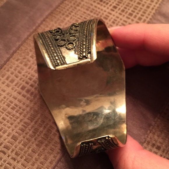 Bracelets - Picture 3 of 3