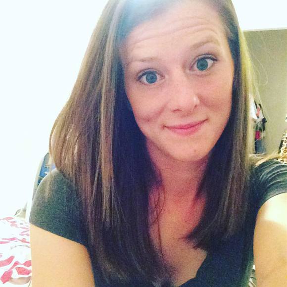 Meet your Posher, Angie