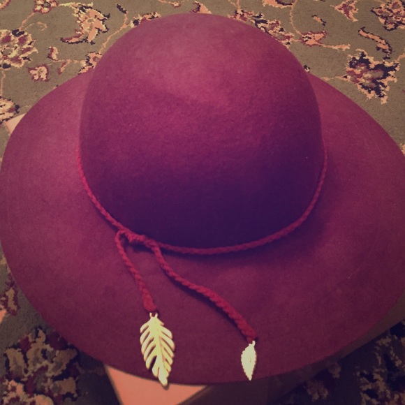 Burgundy Wool Hat