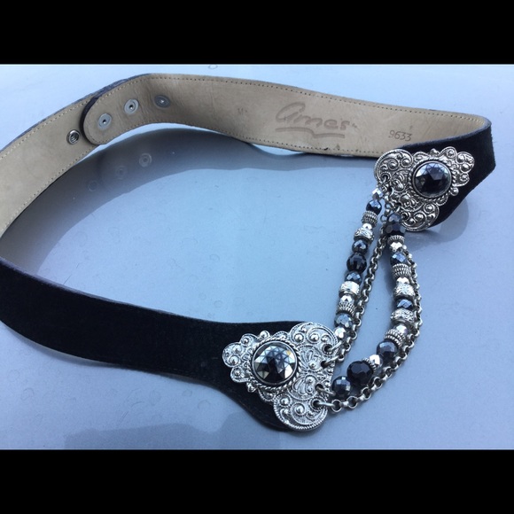 SALE BLACK SUEDE EMBELLISHED BELT MEDIUM 🎁🛍