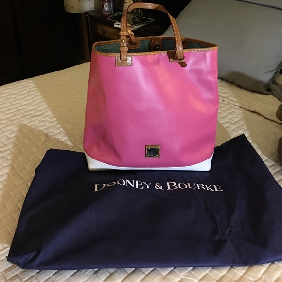 Authentic Dooney and Bourke tote