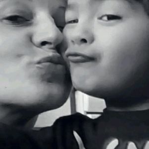 Meet your Posher, Kacie